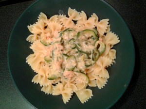 testoviny_s_krevetami_a_cuketou